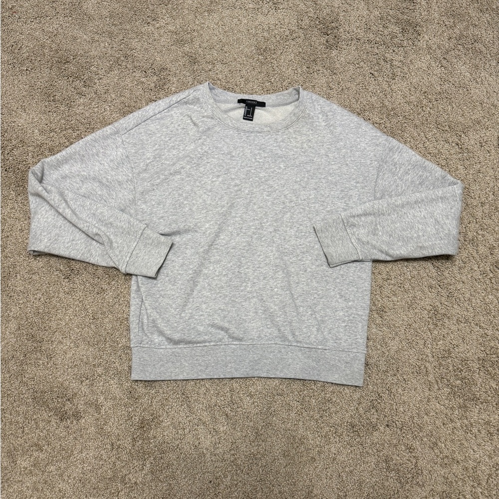 Small Forever 21 Light Grey Crew Sweater